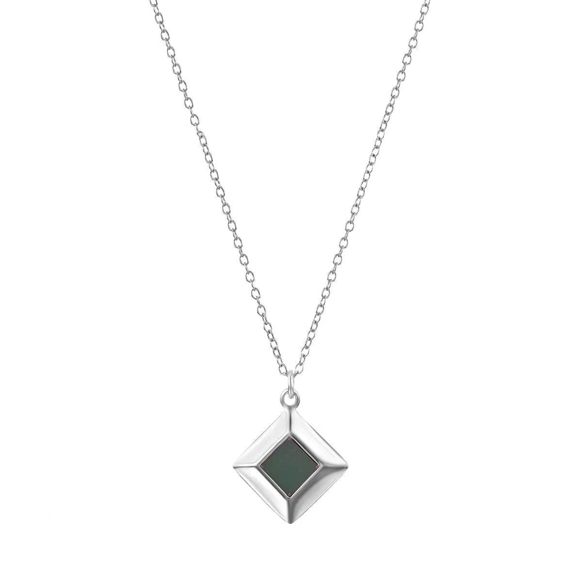 Love Infinite 8 Words Copper-plated Real Gold Necklace Temperament Clavicle Chain Pendant